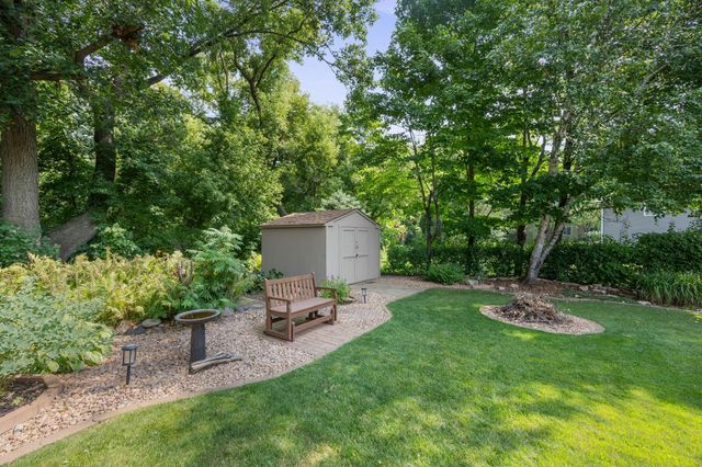 4830 Valley Forge Lane N, Plymouth, MN 55442
