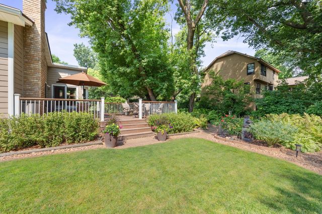 4830 Valley Forge Lane N, Plymouth, MN 55442