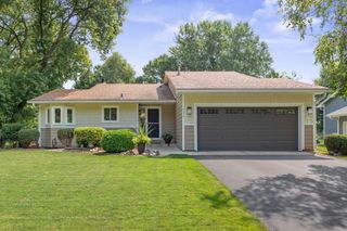 4830 Valley Forge Lane N, Plymouth, MN 55442