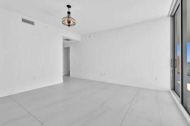 151 N Seabreeze Boulevard 1902, Fort Lauderdale, FL 33304