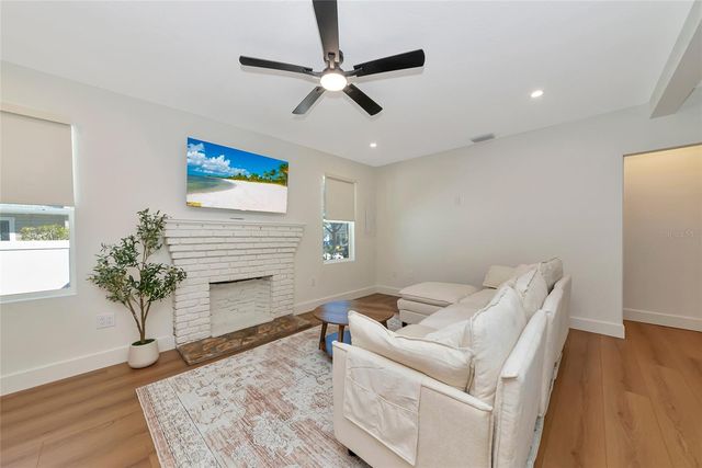 316 27TH STREET W, Bradenton, FL 34205