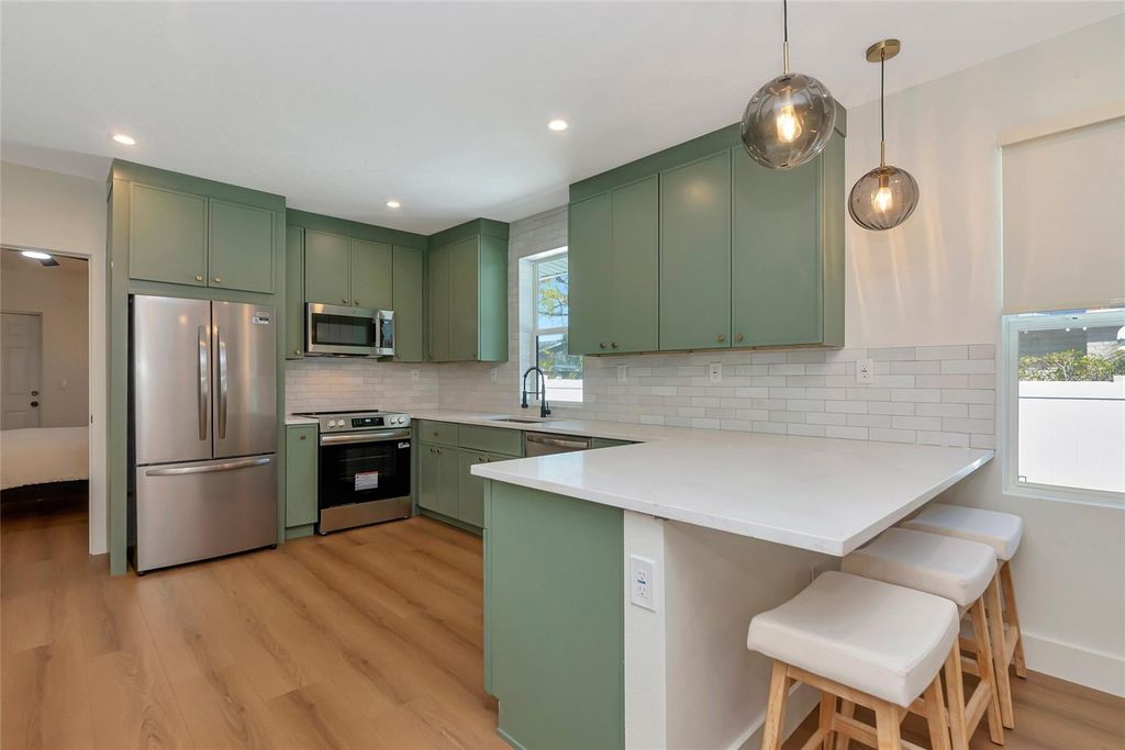 Image 15 of property listing at 316 27TH STREET W, Bradenton, FL 34205