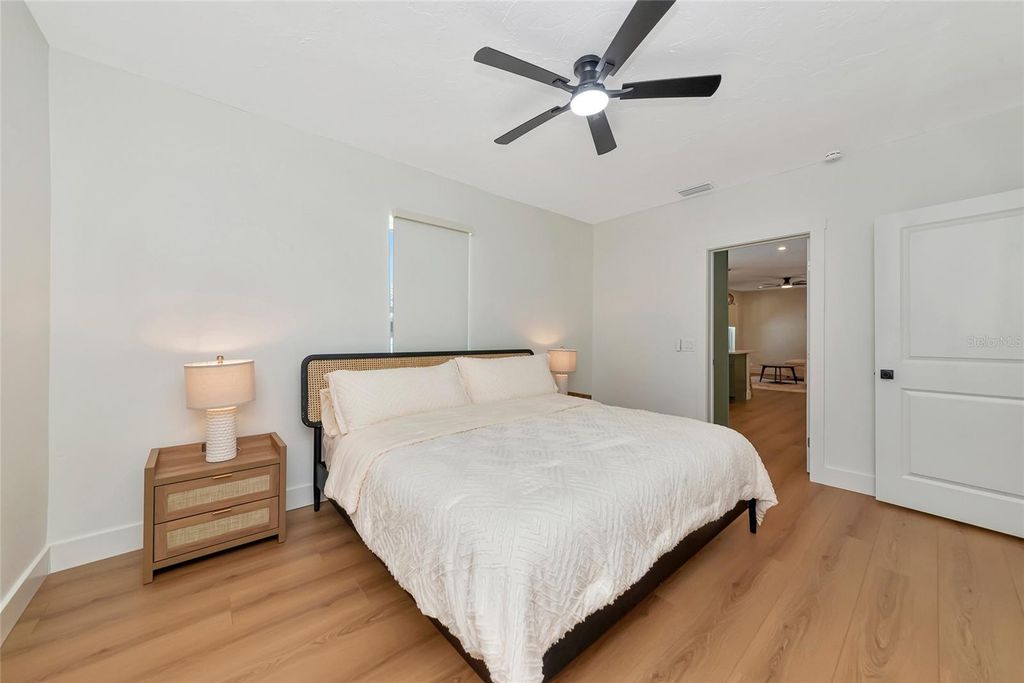 Image 25 of property listing at 316 27TH STREET W, Bradenton, FL 34205