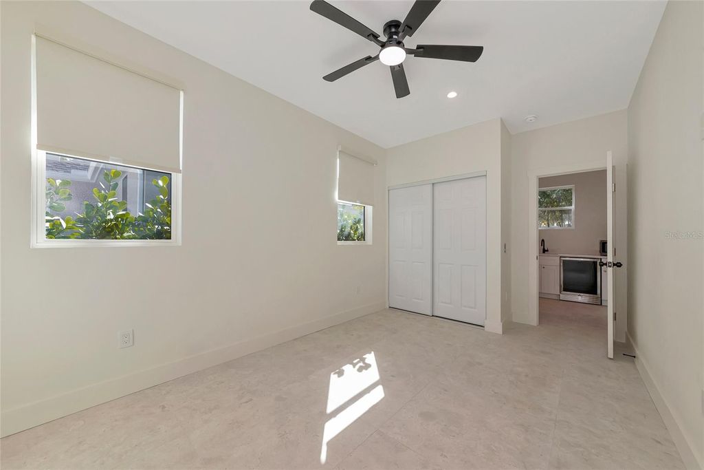 Image 50 of property listing at 316 27TH STREET W, Bradenton, FL 34205