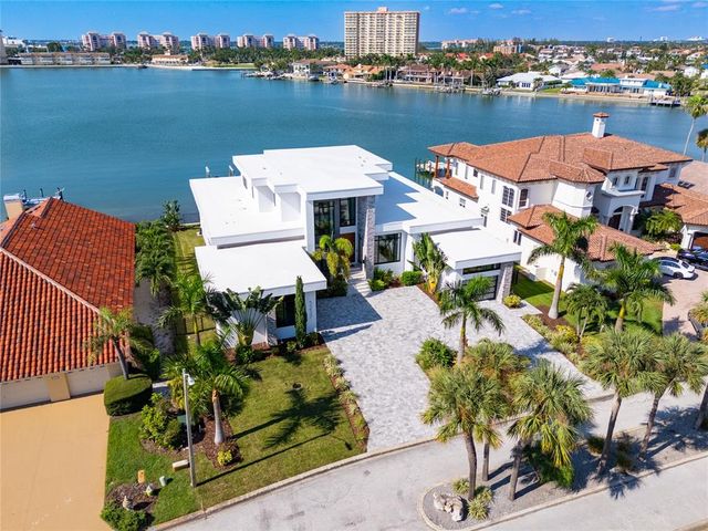 5237 61ST AVENUE S, St Petersburg, FL 33715