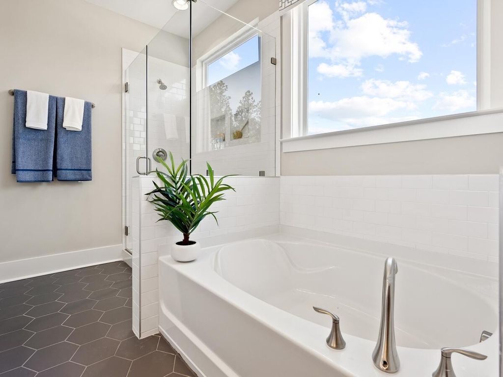 Image 21 of property listing at 1003 Hooded Warbler Way Cc3-5-1p, Ravenel, SC 29470