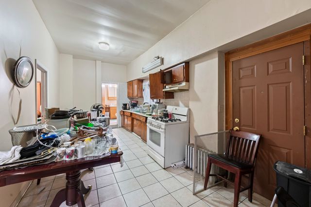 13513 S Baltimore Avenue, Chicago, IL 60633