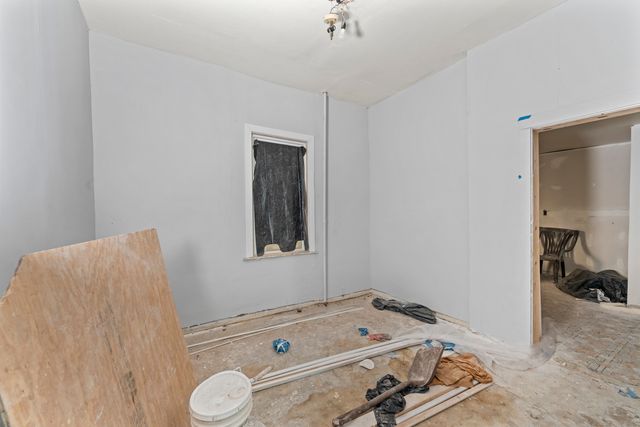 13513 S Baltimore Avenue, Chicago, IL 60633