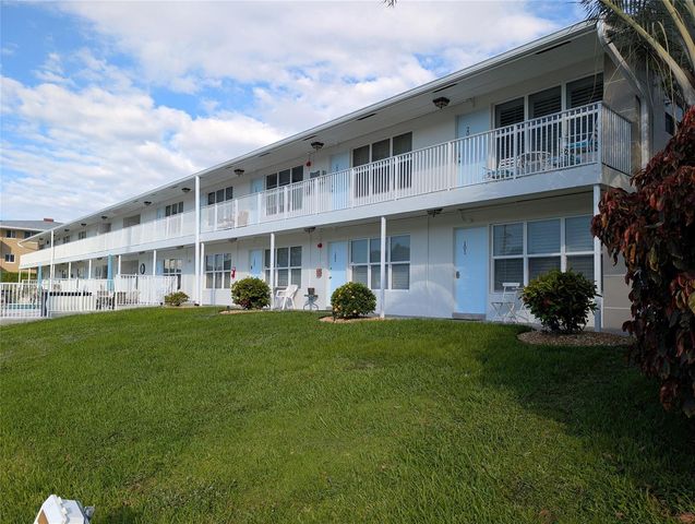 2808 NE 33rd Court 101, Fort Lauderdale, FL 33306