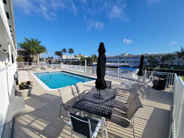 2808 NE 33rd Court 101, Fort Lauderdale, FL 33306