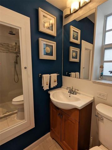 2808 NE 33rd Court 101, Fort Lauderdale, FL 33306