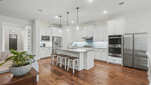 5213 Ravine Ridge Court, Flower Mound, TX 76262