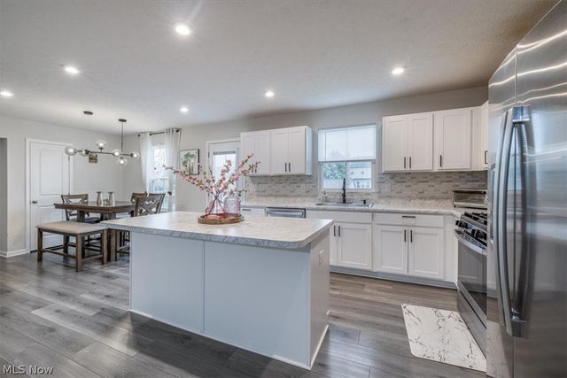 4784 Olivia Way, Lorain, OH 44053