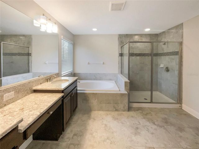 16136 MONTEREY GREENS CIRCLE, Tampa, FL 33647