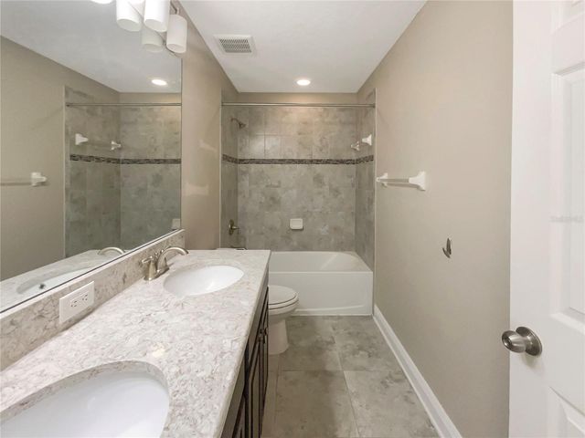 16136 MONTEREY GREENS CIRCLE, Tampa, FL 33647