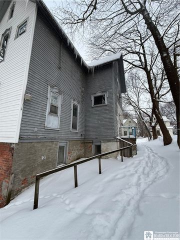 9 East 15th Street, Jamestown, NY 14701