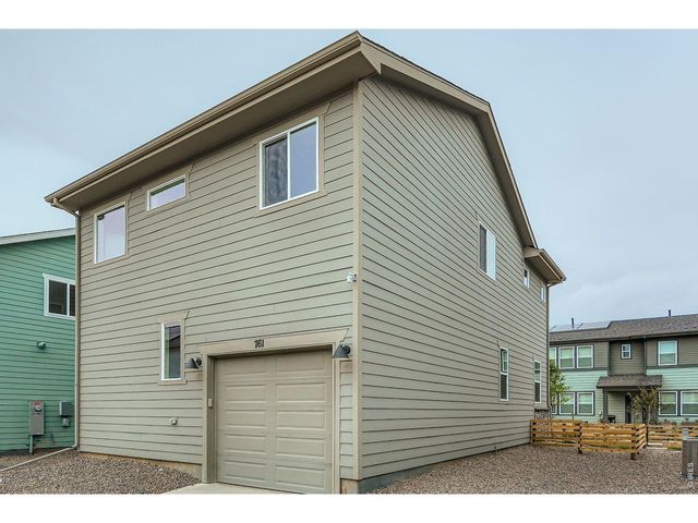 909 Nettle Ln, Fort Collins, CO 80524