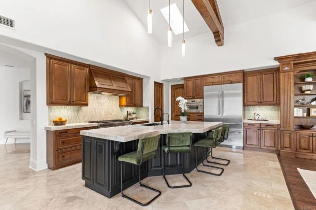 8155 High Society Way, San Diego, CA 92127