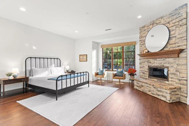 8155 High Society Way, San Diego, CA 92127