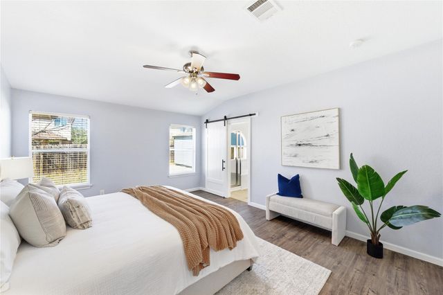 446 Paddington DR, Kyle, TX 78640