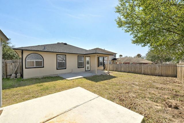 446 Paddington DR, Kyle, TX 78640