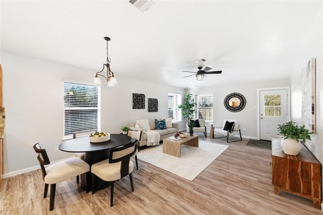 446 Paddington DR, Kyle, TX 78640