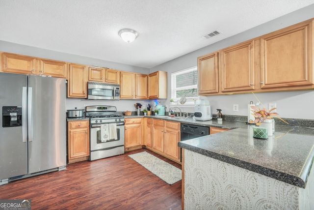 419 Grier Drive, Locust Grove, GA 30248