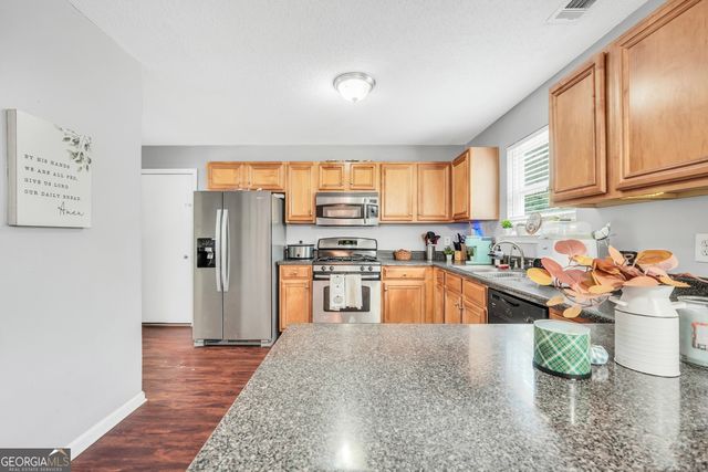 419 Grier Drive, Locust Grove, GA 30248