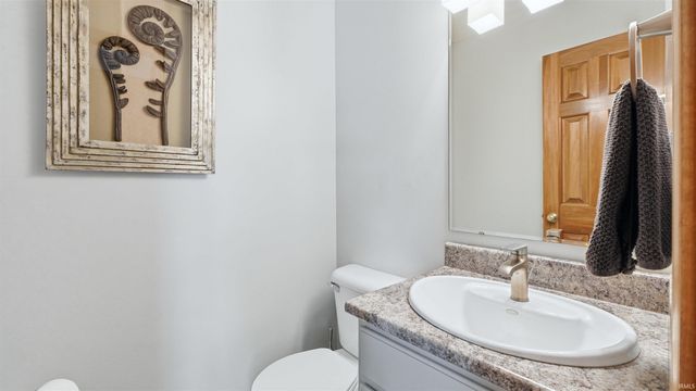10407 Tidewater Trail, Fort Wayne, IN 46845