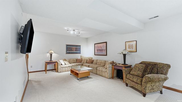 10407 Tidewater Trail, Fort Wayne, IN 46845