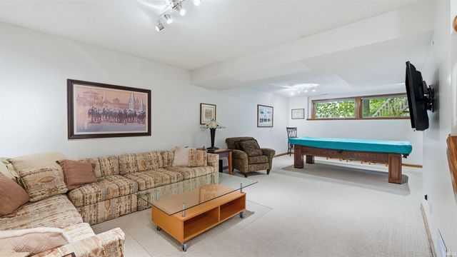 10407 Tidewater Trail, Fort Wayne, IN 46845