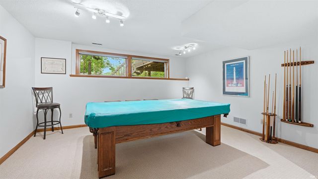 10407 Tidewater Trail, Fort Wayne, IN 46845