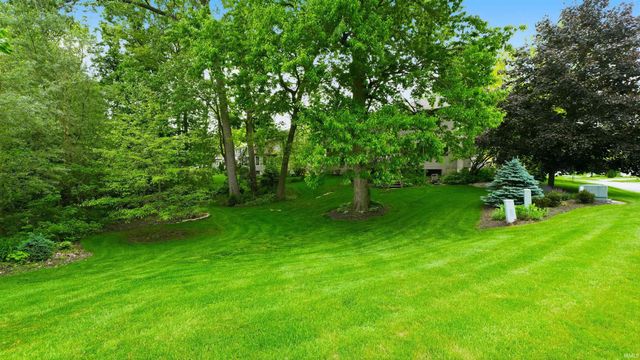 10407 Tidewater Trail, Fort Wayne, IN 46845