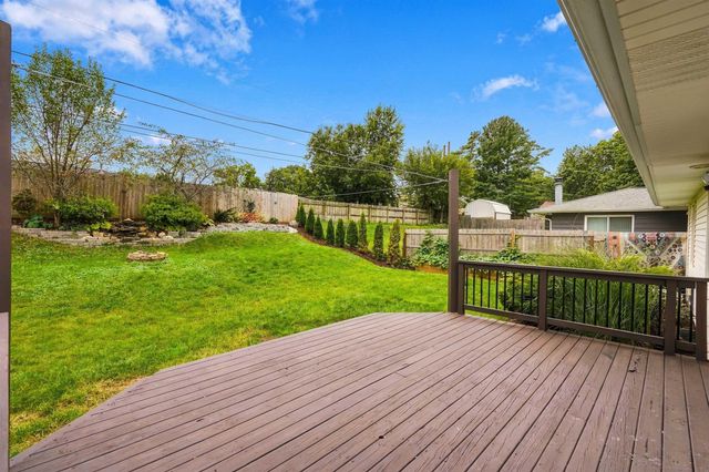 818 Loretta Avenue, Waterloo, IA 50702