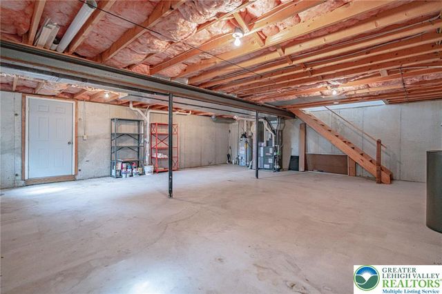 40 Elk Court, Exeter Twp, PA 19606