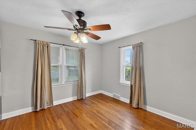 8042 Mackenzie Road, Affton, MO 63123