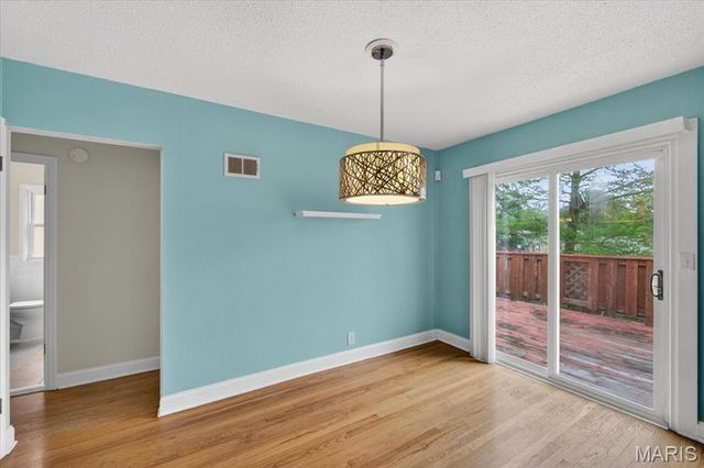 8042 Mackenzie Road, Affton, MO 63123