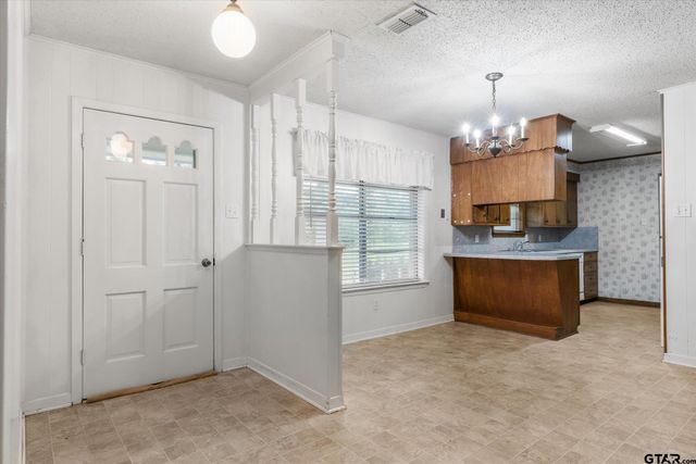 350 VZ County Road 2135, Canton, TX 75103