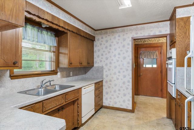 350 VZ County Road 2135, Canton, TX 75103