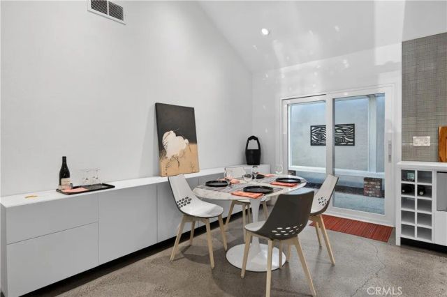 1 Summerfield 59, Irvine, CA 92614