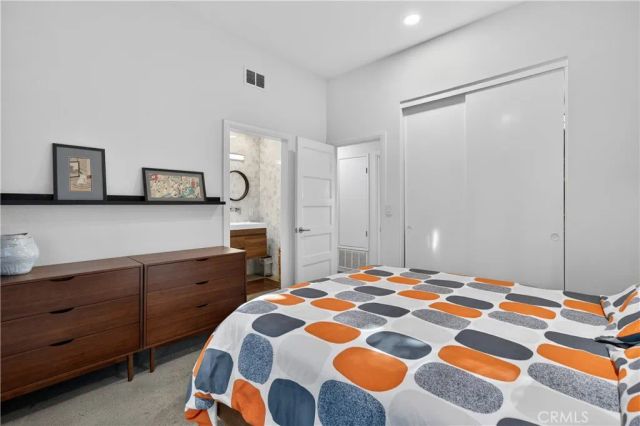 1 Summerfield 59, Irvine, CA 92614