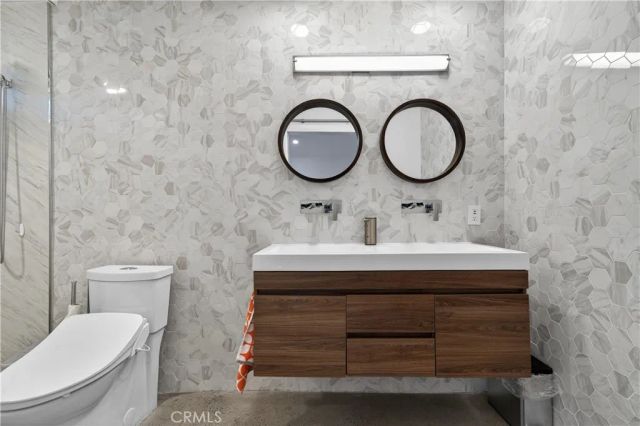 1 Summerfield 59, Irvine, CA 92614