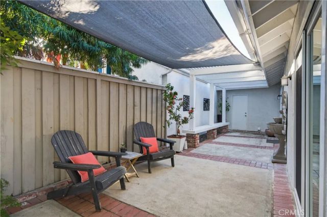 1 Summerfield 59, Irvine, CA 92614