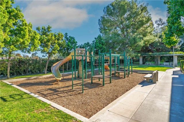 1 Summerfield 59, Irvine, CA 92614