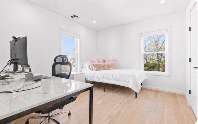 32 Coolidge Ave, Peabody, MA 01960