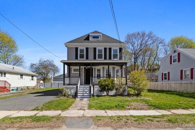 32 Coolidge Ave, Peabody, MA 01960