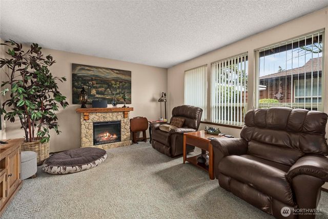 9719 52nd Ave E, Tacoma, WA 98446