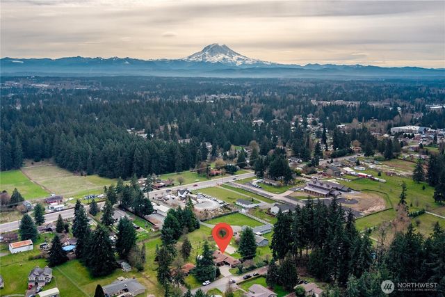 9719 52nd Ave E, Tacoma, WA 98446