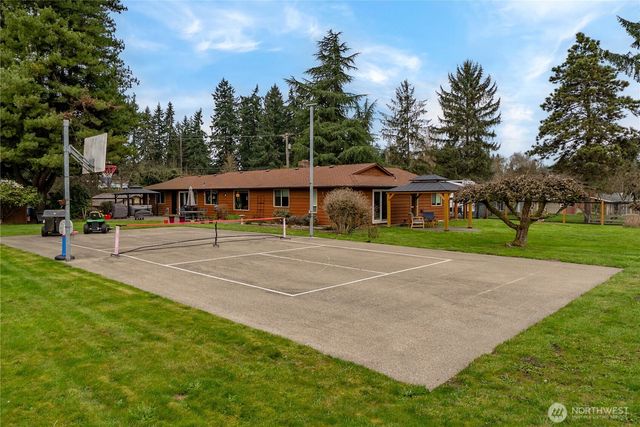 9719 52nd Ave E, Tacoma, WA 98446