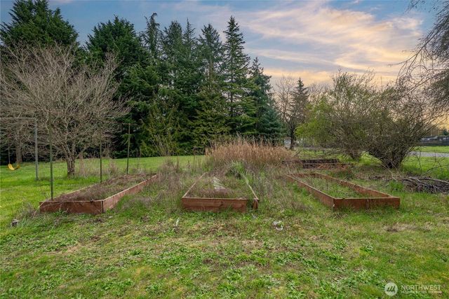 9719 52nd Ave E, Tacoma, WA 98446